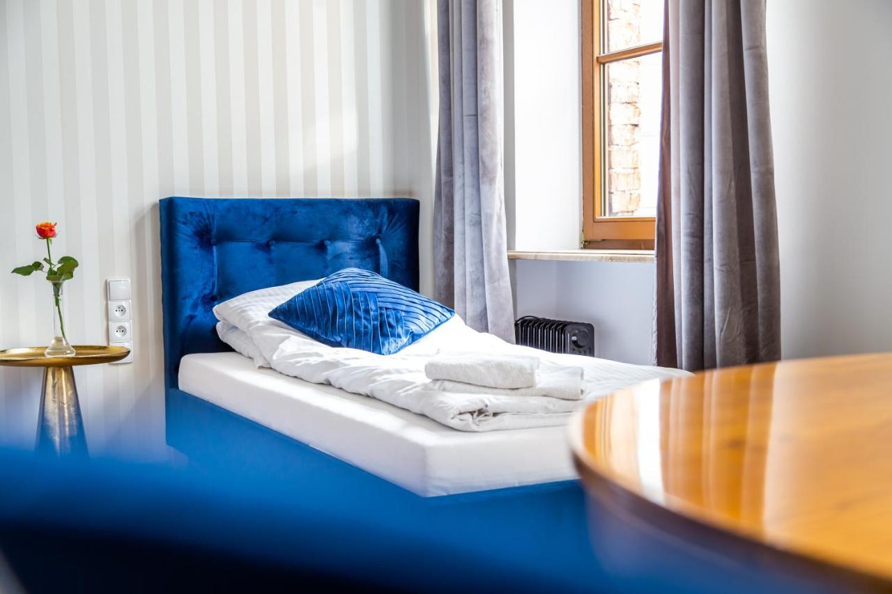 Palac Jablonowo Bed & Breakfast Ujscie Bagian luar foto