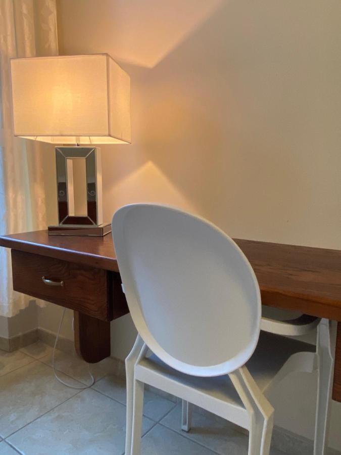 Palac Jablonowo Bed & Breakfast Ujscie Bagian luar foto