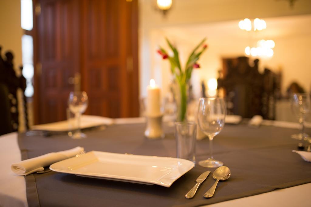 Palac Jablonowo Bed & Breakfast Ujscie Bagian luar foto